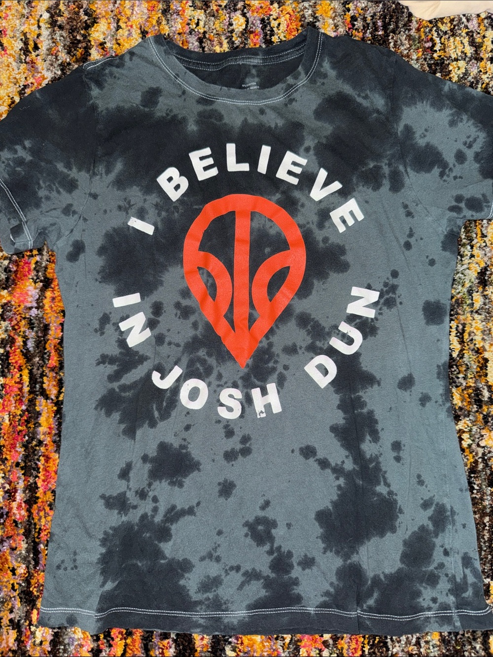 21 pilots concert graphic tee L